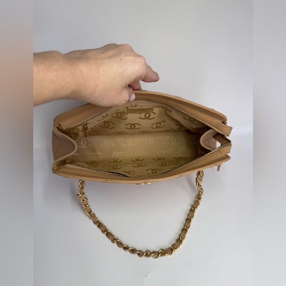 Authentic CHANEL Crown Shoulder Tote Bag Beige - Picture 9 of 12
